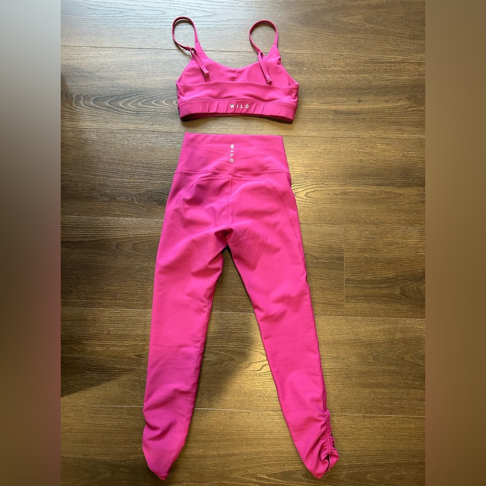 WILO Bra and Leggings Set NWOT